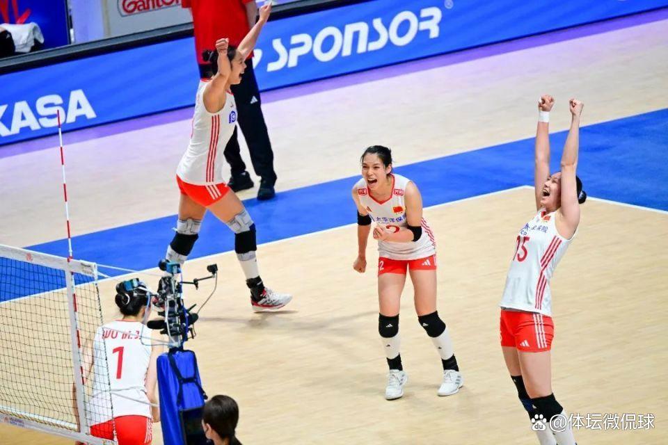  刚刚！中国女排怒砍37分风云突变摩纳哥赛前篮板制胜，转会期广东宏远调整名单以备德甲