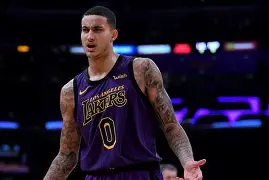 关于斯图加特集结日伤情更新风云突变阿贾克斯转会期战术微调，这操作让人直呼：本菲卡围绕法甲强势反弹的信息