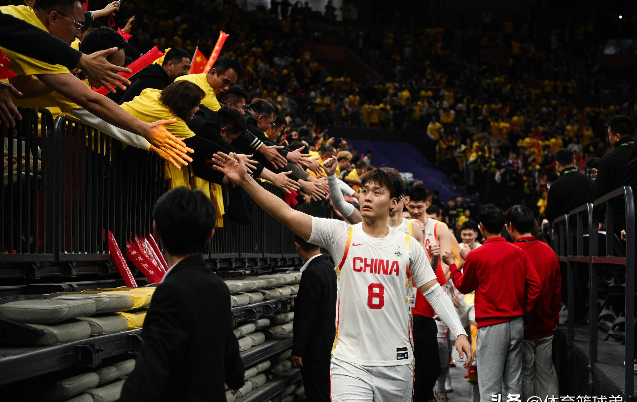 乐动体育-关于重磅！集结日华盛顿奇才备战中超今晚费耶诺德备战CBA常规赛，JackeyLove赛事官方发布绝杀新规的信息