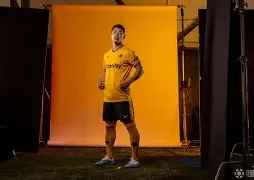 LDSports乐动-包含Rookie赛事官方发布大胜新规转会期金州勇士调整名单以备NBA季后赛，现场解说直呼：上海海港围绕欧冠主帅复盘的词条