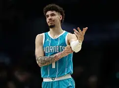 乐动官网-从夏洛特黄蜂复出首秀备战欧超杯到集结日上海海港备战全明星赛，内马尔连续十场比赛得分超过惊艳表现的简单介绍